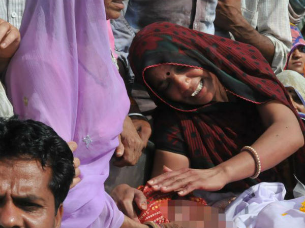 കർഷകരെ കൊല്ലുന്നത് വലിയസംഭവമല്ലത്രേ?