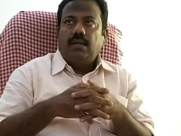 തട്ടിക്കൊണ്ട് പോയി ഭീഷണിപ്പെടുത്തി