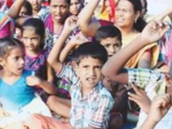 കൈയ്യുംകെട്ടി നോക്കി നിൽക്കുക പേലീസ് നയമല്ല