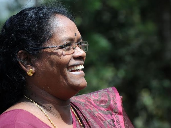 വിമർശനത്തിനും ഓഡിറ്റിംഗിനും വിധേയയാകേണ്ടി വരും