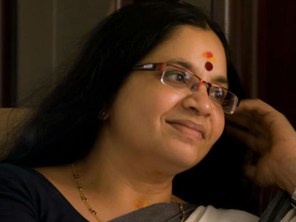 പെണ്‍കുട്ടിക്കെതിരെ കേസെടുക്കണം 