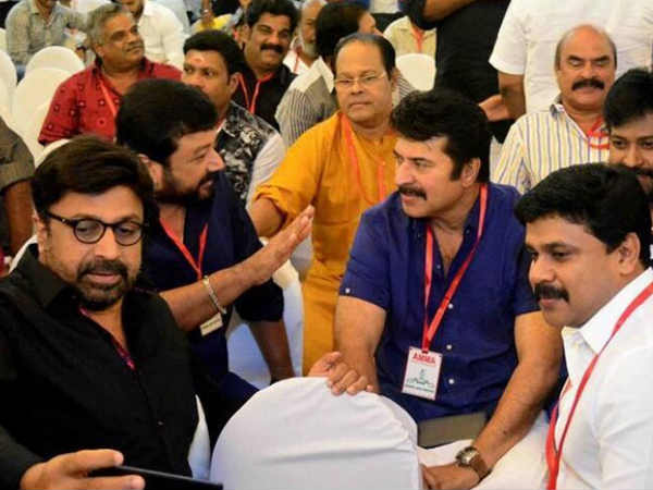 മലക്കം മറിയൽ