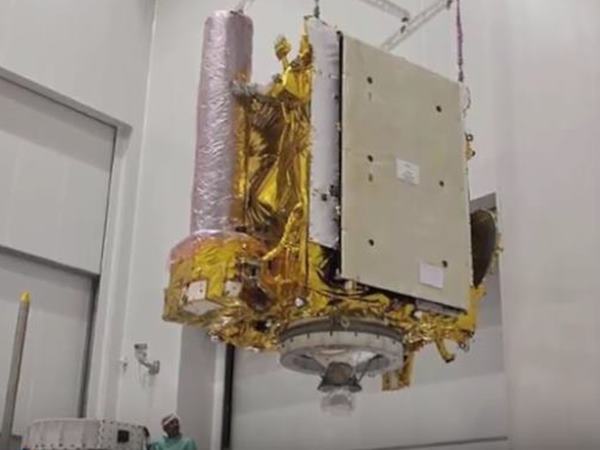 ചൈനീസ് യുദ്ധക്കപ്പലുകള്‍ 