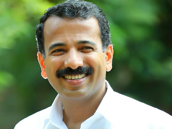 ഗഫൂർ പി ലില്ലീസും വി അബ്ദുറഹിമാനും...