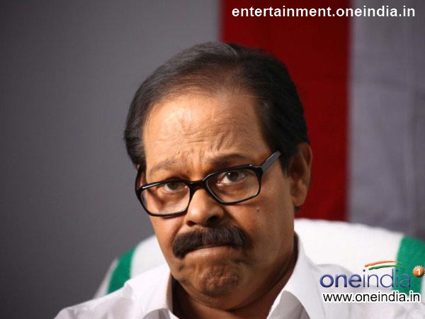 എക്‌സിക്യുട്ടീവ് സമിതി പിരിച്ചുവിടണം