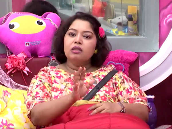  ആരൊക്കെ..?