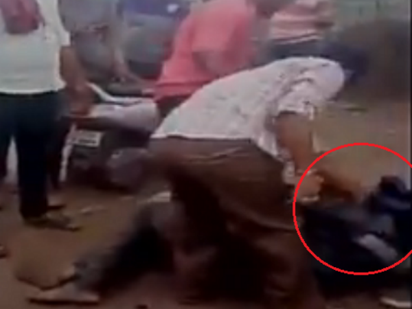 ഗോമാംസത്തെ ചൊല്ലി മർദനം