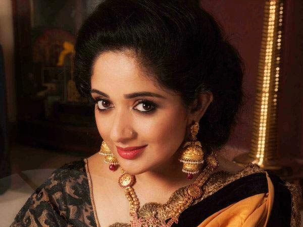 ആക്രമിക്കപ്പെട്ട നടിയോട് മുഖം കറുപ്പിച്ച കാവ്യ