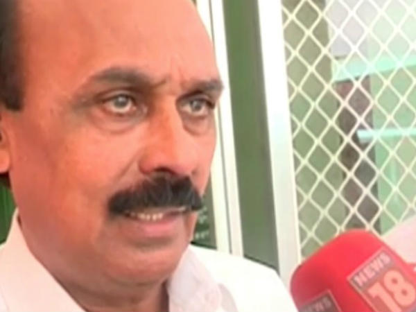 നാല് പ്രധാന ഉദ്യോഗസ്ഥർ... നാല് പ്രധാന ഉദ്യോഗസ്ഥർ...