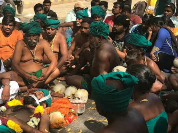 മൗനംപാലിച്ച് സർക്കാർ