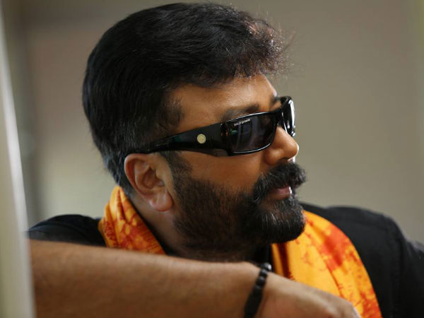 എന്തിനാണ് ആക്ഷേപിക്കുന്നത്