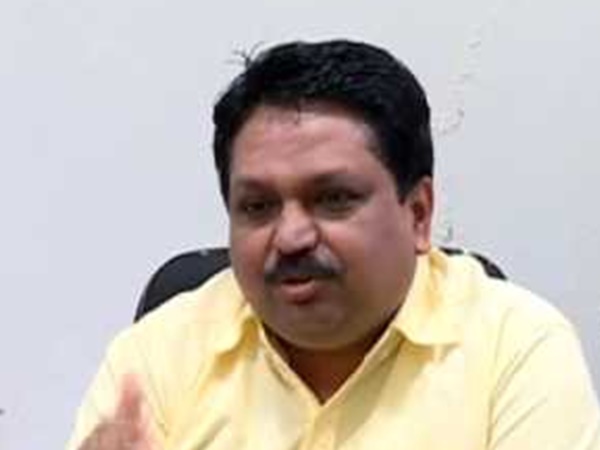 കൂടുതൽ കുരുക്കിലേക്ക്