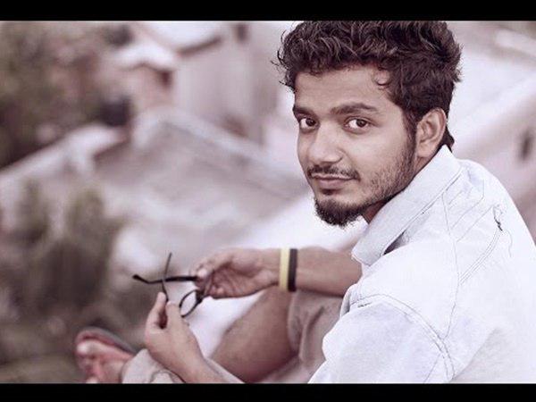 പ്രതിഫലം ചോദിച്ചെത്തി...
