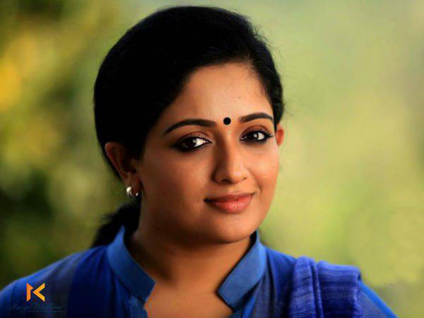 നടിയുമായി അകൽച്ച