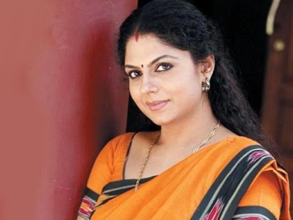 ആശാ ശരതിന്റെ താല്‍പ്പര്യം