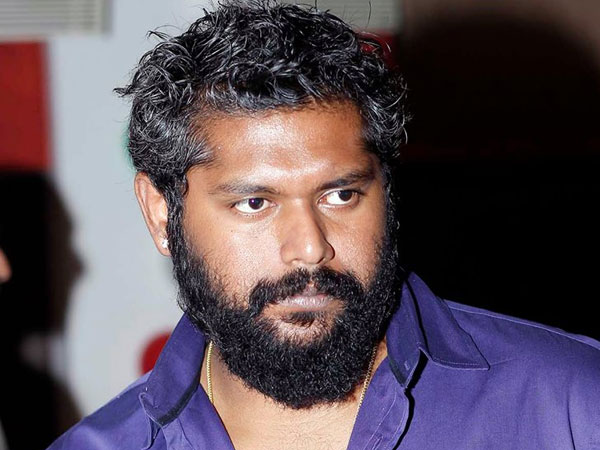 നാലു പേര്‍ക്കെതിരേ കേസ്