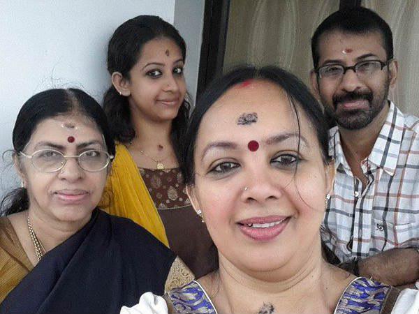 വെന്റിലേറ്ററിന്റ സഹായത്തോടെ