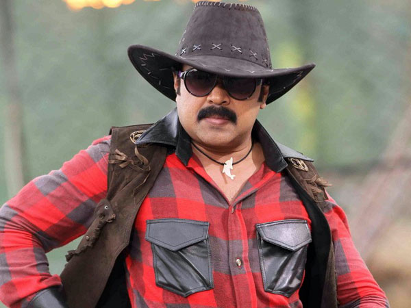 ദിലീപിനെയും കാണാനെത്തി