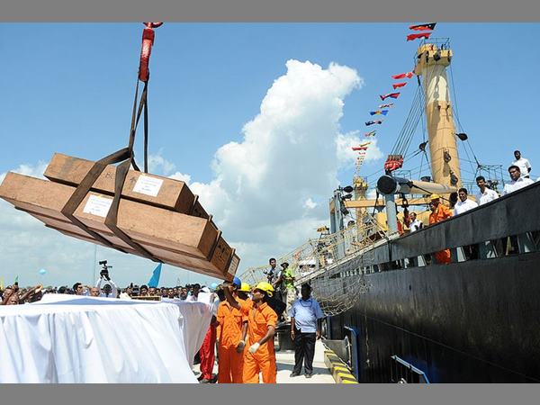 ഹമ്പന്ടോട്ട തുറമുഖം ഹമ്പന്ടോട്ട തുറമുഖം