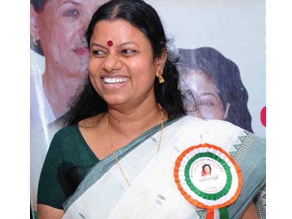 അടുപ്പമോ അതോ