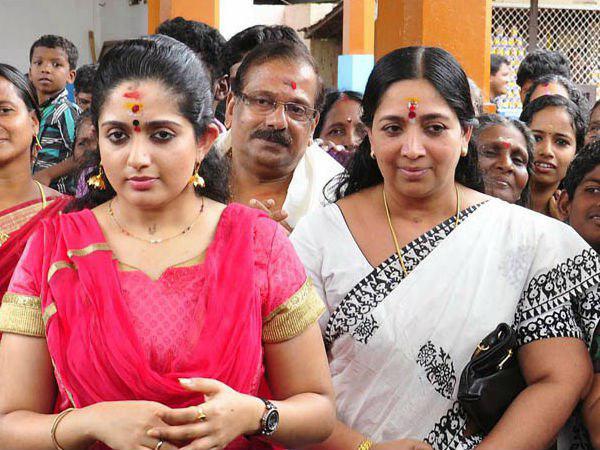 അപ്പോള്‍ ശ്യാമളയോ?