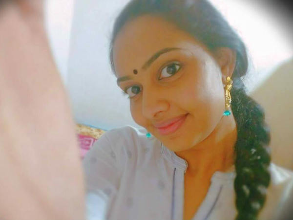 ആര്, എങ്ങനെ, എപ്പോള്‍
