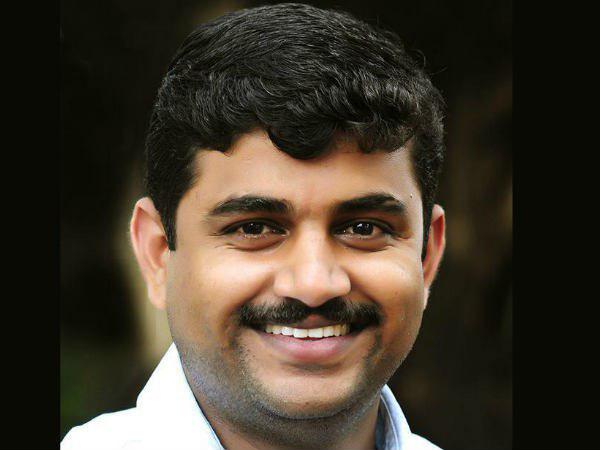 വിഡ്ഢികളുടെ ഉത്പന്നം...