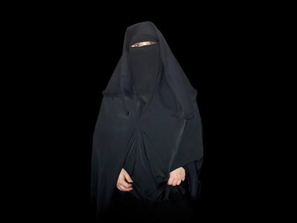 നിയമ വിരുദ്ധം?