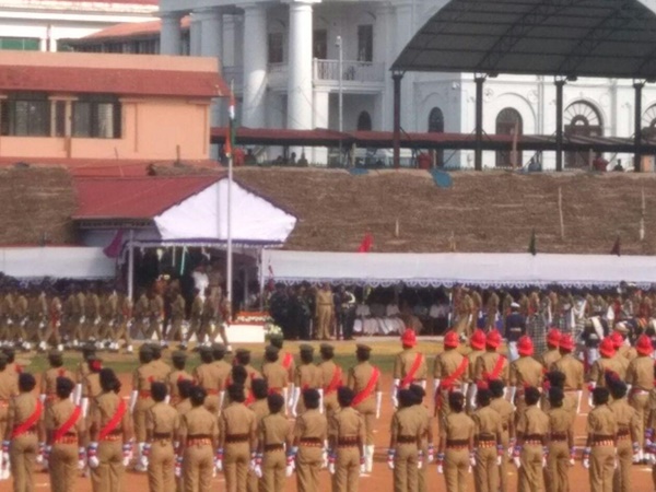 കണ്ണുനീര്‍ വര്‍ധിക്കുന്നു