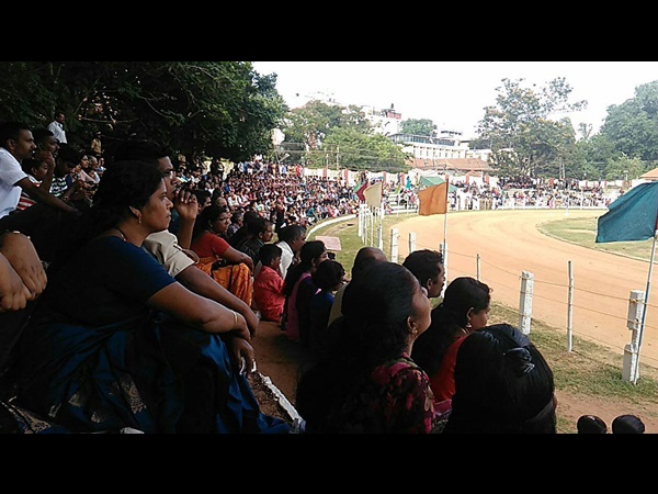 ദേശീയ ഗാനാലാപനം