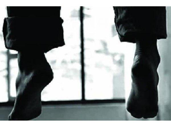 മകന്റെ ആത്മഹത്യ