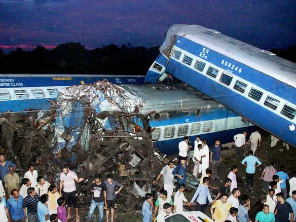 കൈഫിയത്ത് എക്സ്പ്രസ് അപകടത്തില്‍ 