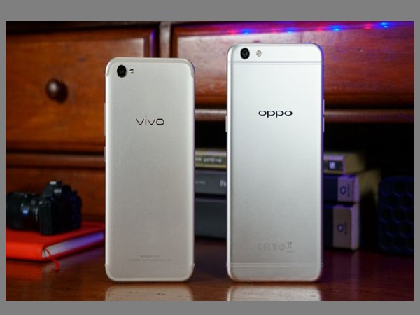 രഹസ്യങ്ങള്‍ ചോര്‍ത്തുന്നു