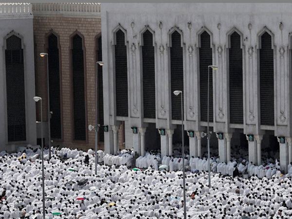  വിശുദ്ധ ഭൂമിയില്‍ വിശ്വാസികള്‍