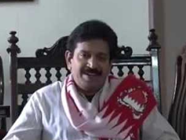 വ്യക്തിത്വം പണയപ്പെടുത്തരുത്