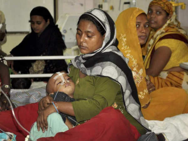 ഡേക്ടര്‍ ആദ്യം ദൈവദൂതന്‍