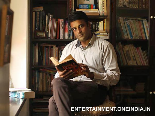 വീടിനു മുന്നിൽ വെടിയേറ്റു വീടിനു മുന്നിൽ വെടിയേറ്റു