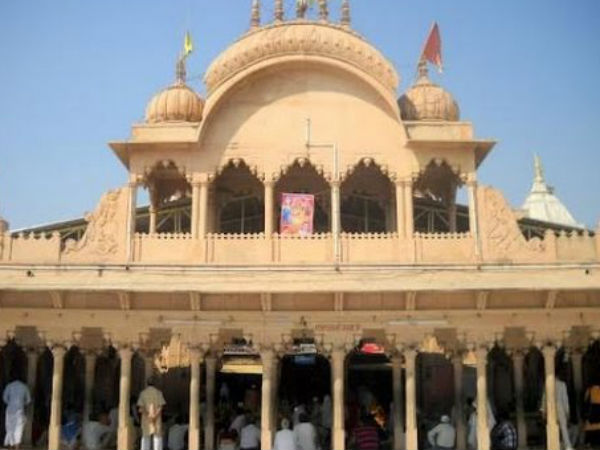 കുറച്ചുകാലമായി ക്ഷേത്രത്തില്‍