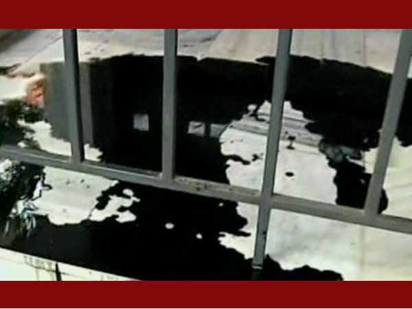 കരിഓയില്‍ പ്രയോഗം