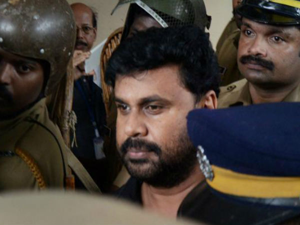 ദിലീപിന് ഒഴിഞ്ഞുമാറാനാവില്ല