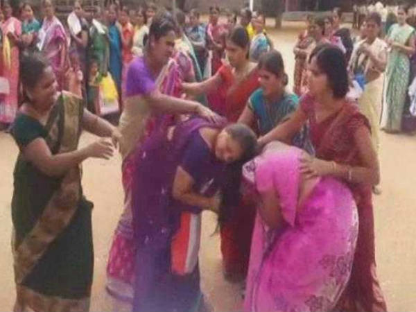 സ്ത്രീജനങ്ങളെ കൈയിലെടുക്കാന്‍