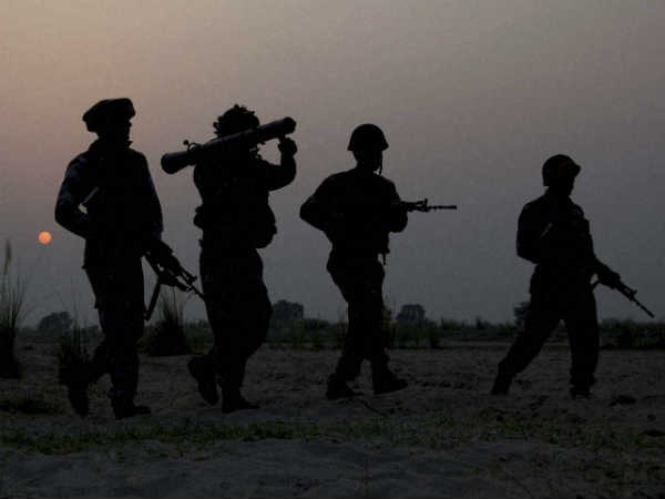 പാക് ചാരൻമാർ സ്വാധീനിക്കുന്നു