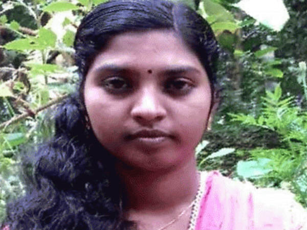 അദ്ധ്യാപിക...