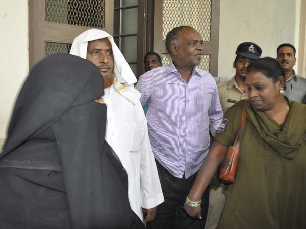 കണ്ണു കാണാത്തവരും നടക്കാനാകാത്തവരും