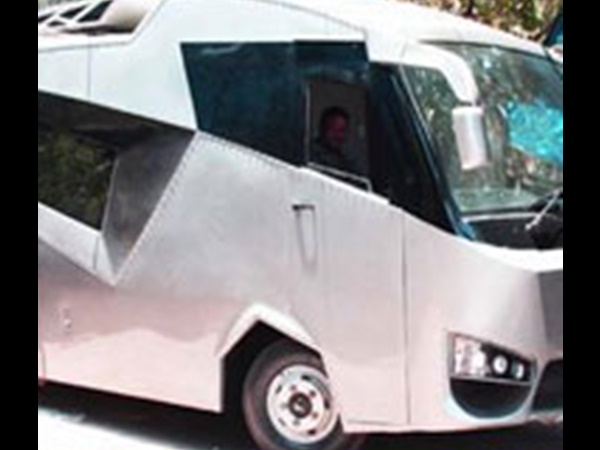 കാരവനുകൾ... 