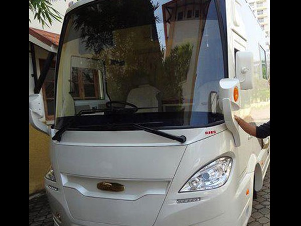 നികുതിയും അനുമതിയുമില്ല... 