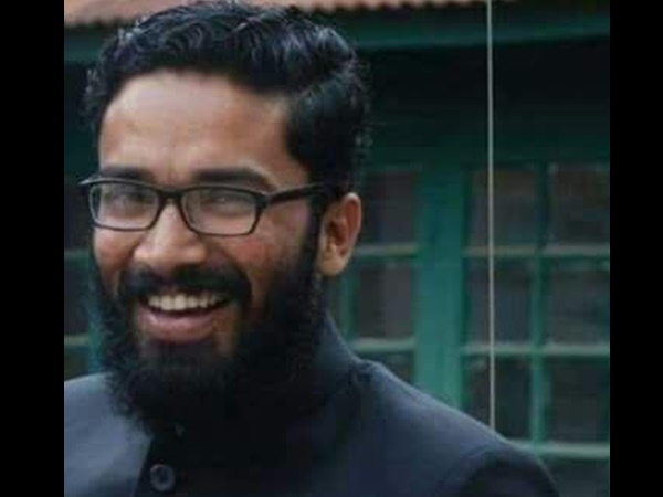 പ്ലോട്ട് നിര്‍മാണവും റോഡ് വെട്ടലും