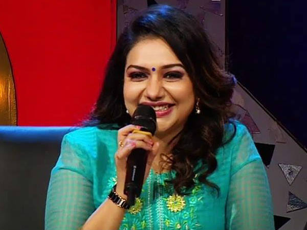 എന്തായിരിക്കും ആ രഹസ്യമൊഴി?