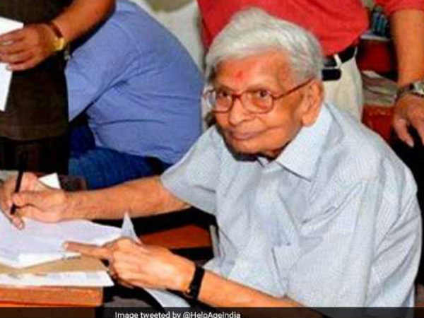  രാജ് കുമാറിനോടെപ്പം കുടുംബം