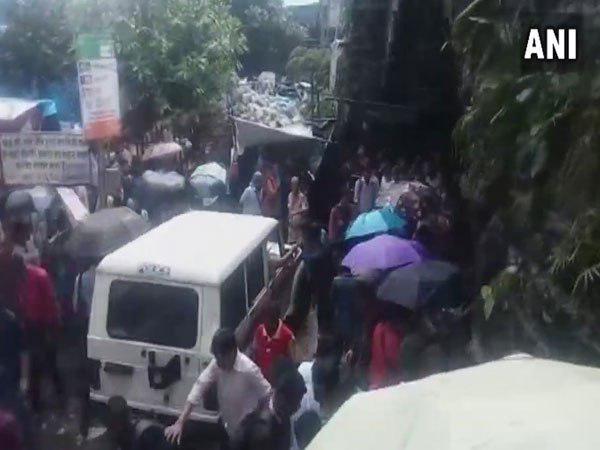 ഹെല്‍പ്പ് ലൈന്‍ നമ്പറുകള്‍ 
